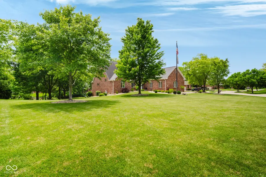 4095 Mountbatton Drive, Greenwood, IN 46143 - #2
