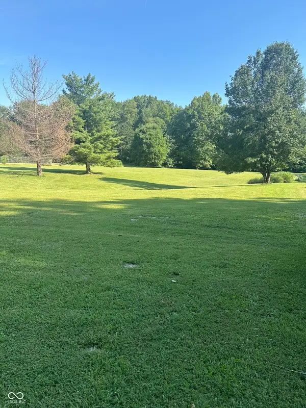 00 580 N, North Vernon, IN 47265