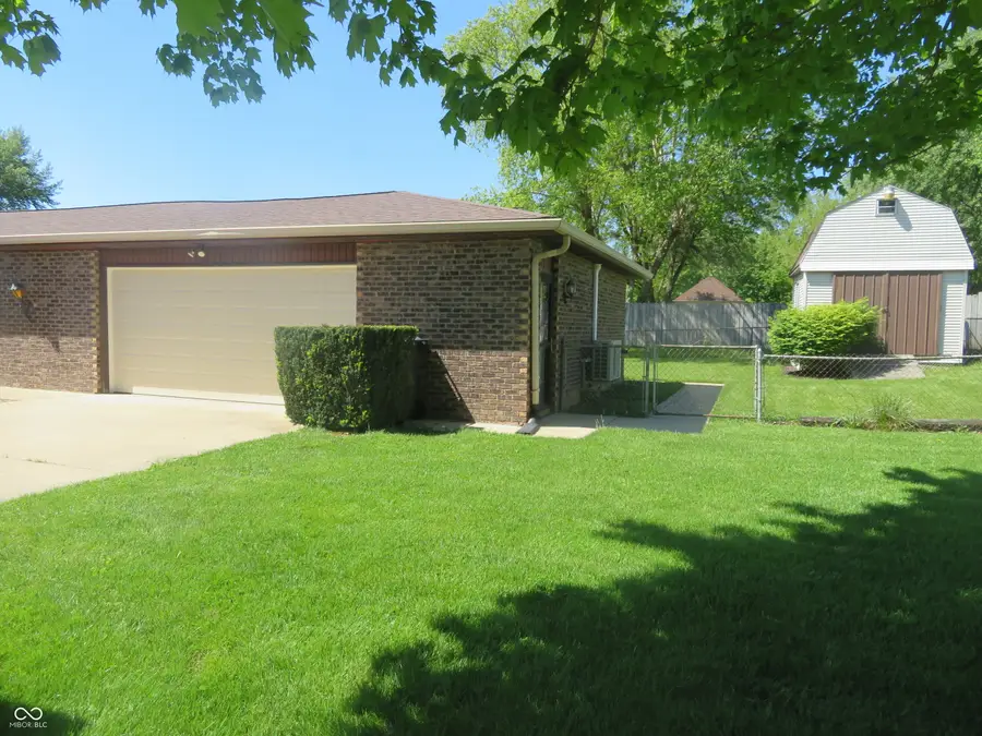 186 E Gay Drive, Alexandria, IN 46001 - #2