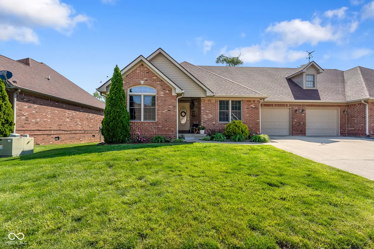 633 Mallards Crossing, Martinsville, IN 46151 - #1