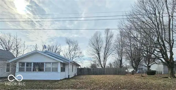 1621 R Avenue, New Castle, IN 47362