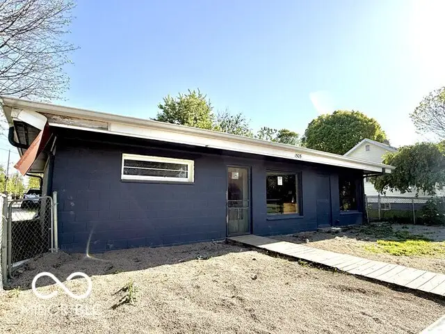 1505 E Wabash Avenue, Crawfordsville, IN 47933 - #3