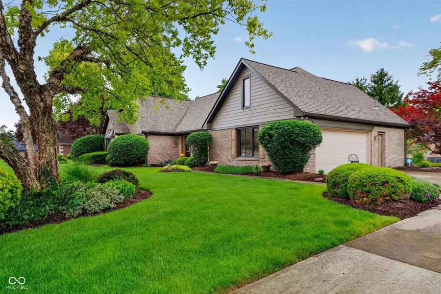 1364 Kingsway Drive, Avon, IN 46123 - #2