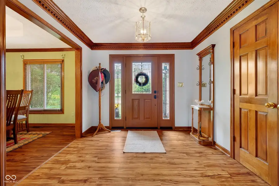 1364 Kingsway Drive, Avon, IN 46123 - #3
