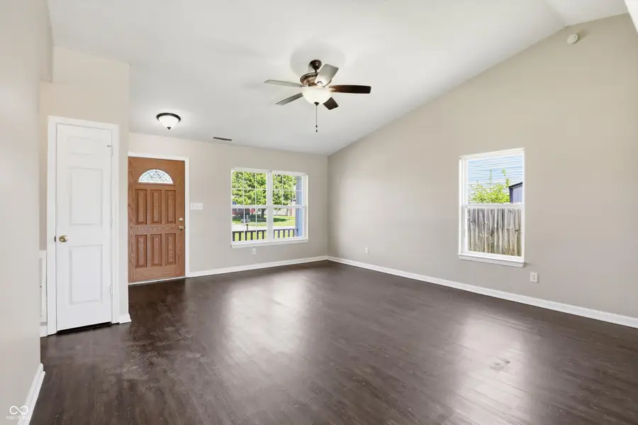 952 Pine Ridge Way, Brownsburg, IN 46112 - #2
