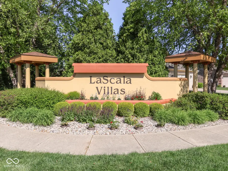 7746 Rosa Drive, Indianapolis, IN 46237 - #2
