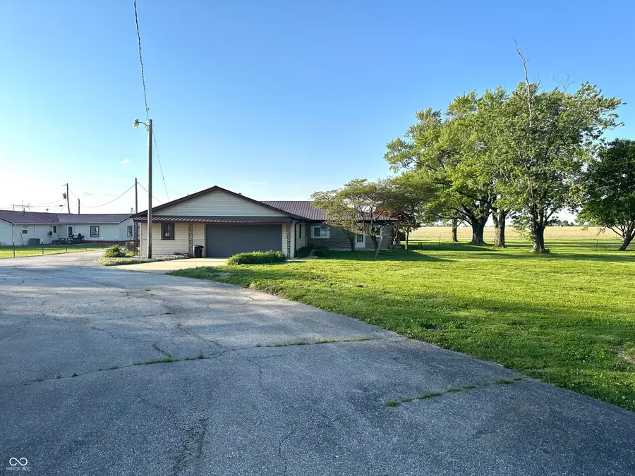 2513 W 300 S, Shelbyville, IN 46176 - #3