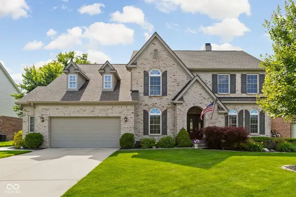 4289 Honeysuckle Lane, Zionsville, IN 46077