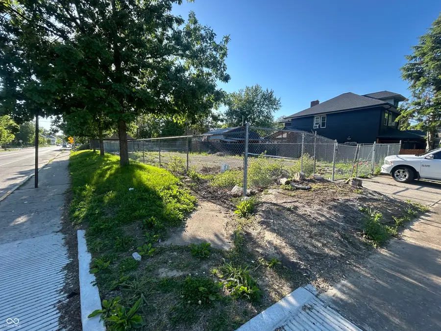 302 Jefferson Avenue, Indianapolis, IN 46201 - #2