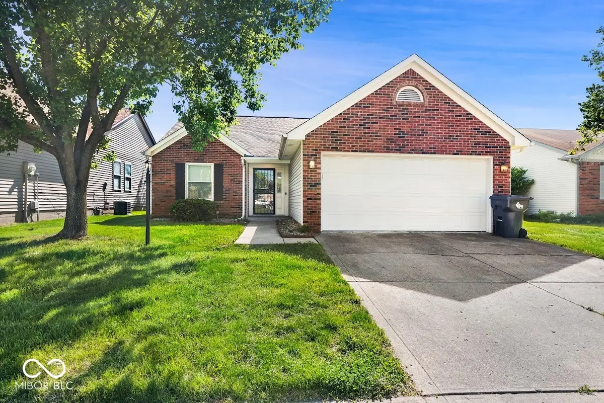 1541 Parkthorne Drive, Indianapolis, IN 46229 - #1
