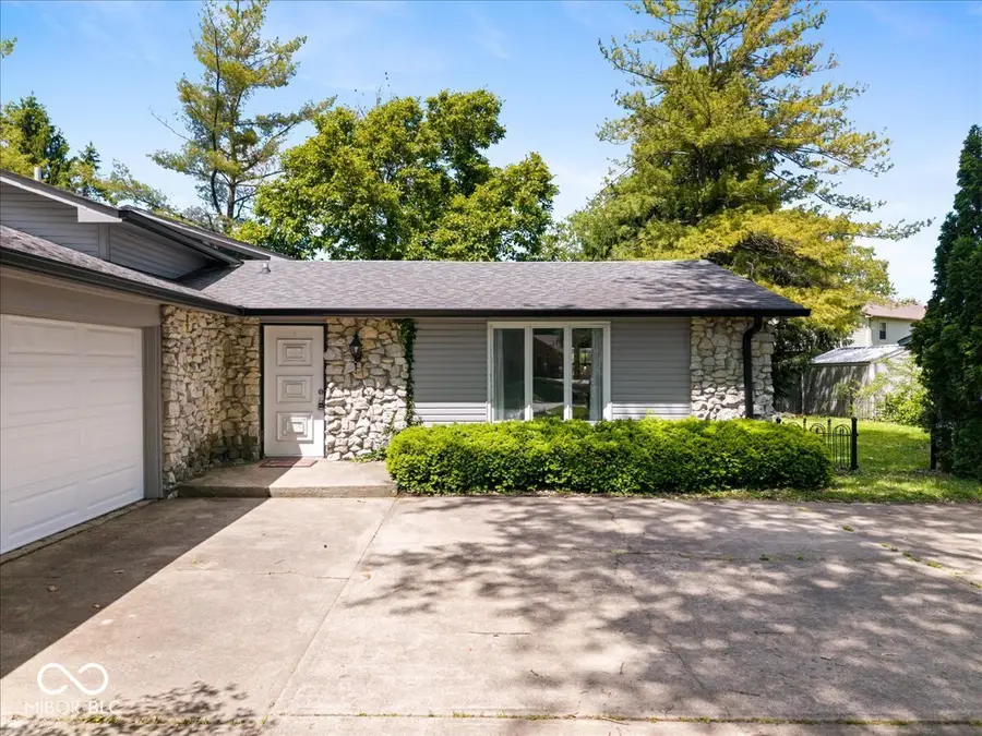 1010 Porto Bello Street, Pendleton, IN 46064 - #3