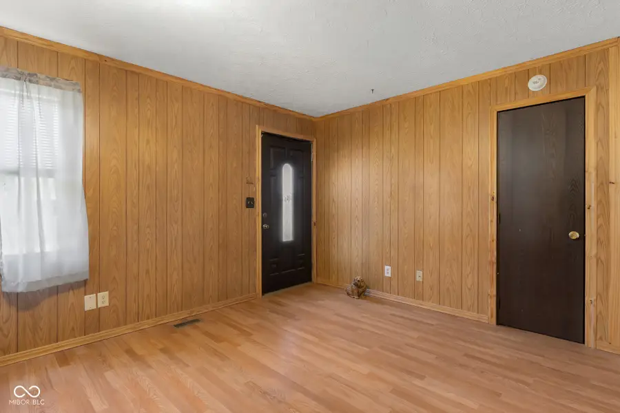 635 Berkshire Drive, Seymour, IN 47274 - #3