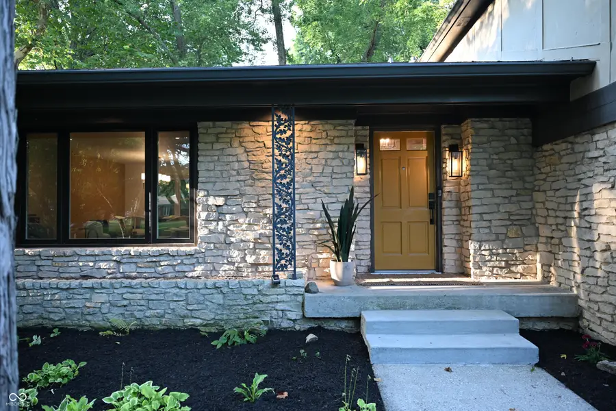 569 King Drive, Indianapolis, IN 46260 - #3