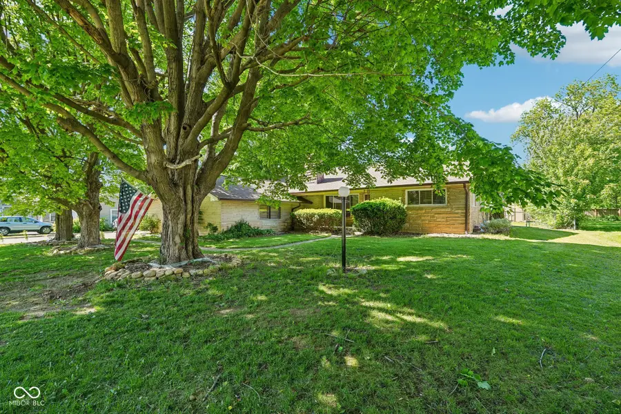 320 Maple Street, Greenwood, IN 46142 - #2