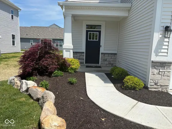 5107 Triple Crown Way, Indianapolis, IN 46237