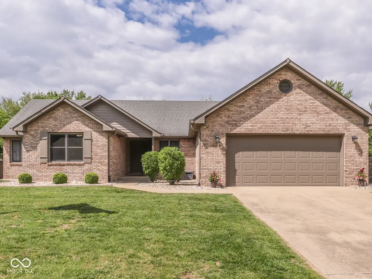 1554 E Jefferson Street, Franklin, IN 46131 - #1