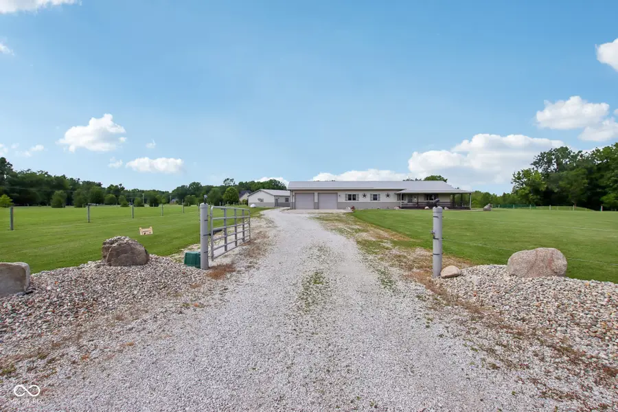 6070 E County Road 200 N, Avon, IN 46123 - #3
