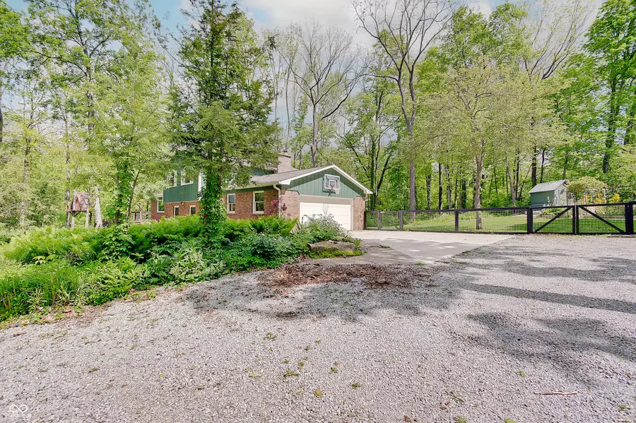 805 Eaglewood Drive, Zionsville, IN 46077 - #3