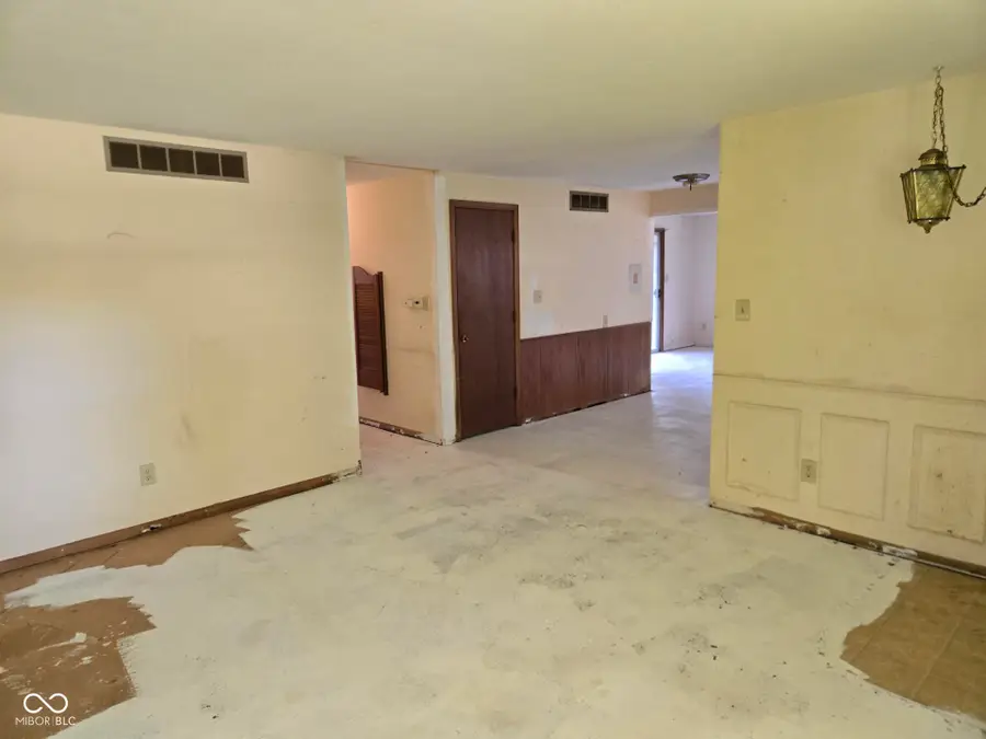 6925 Curwood Drive, Fort Wayne, IN 46835 - #3