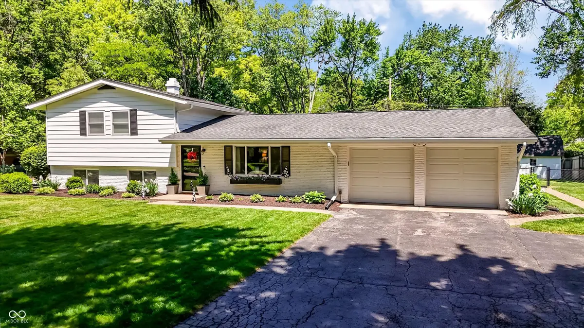 562 Holliday Lane, Indianapolis, IN 46260 - #1