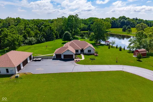 6861 S Nineveh Road, Trafalgar, IN 46181