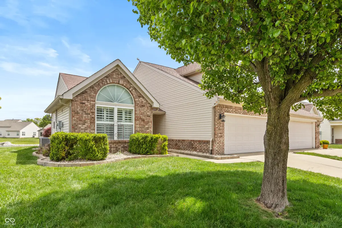 1172 Spencer Drive, Greenwood, IN 46143 - #1