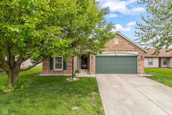 164 Meadow Glen Drive, Avon, IN 46123
