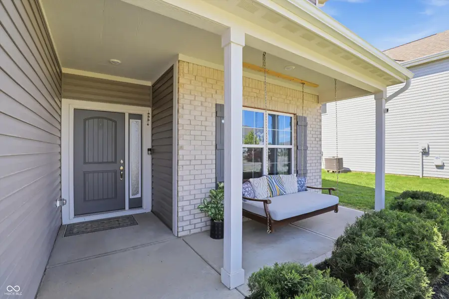 2023 Glenmoor Drive, Columbus, IN 47201 - #2