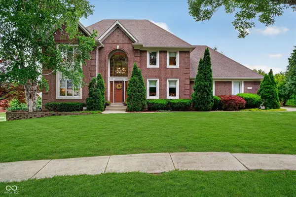3701 Eagle Crest Court, Greenwood, IN 46143