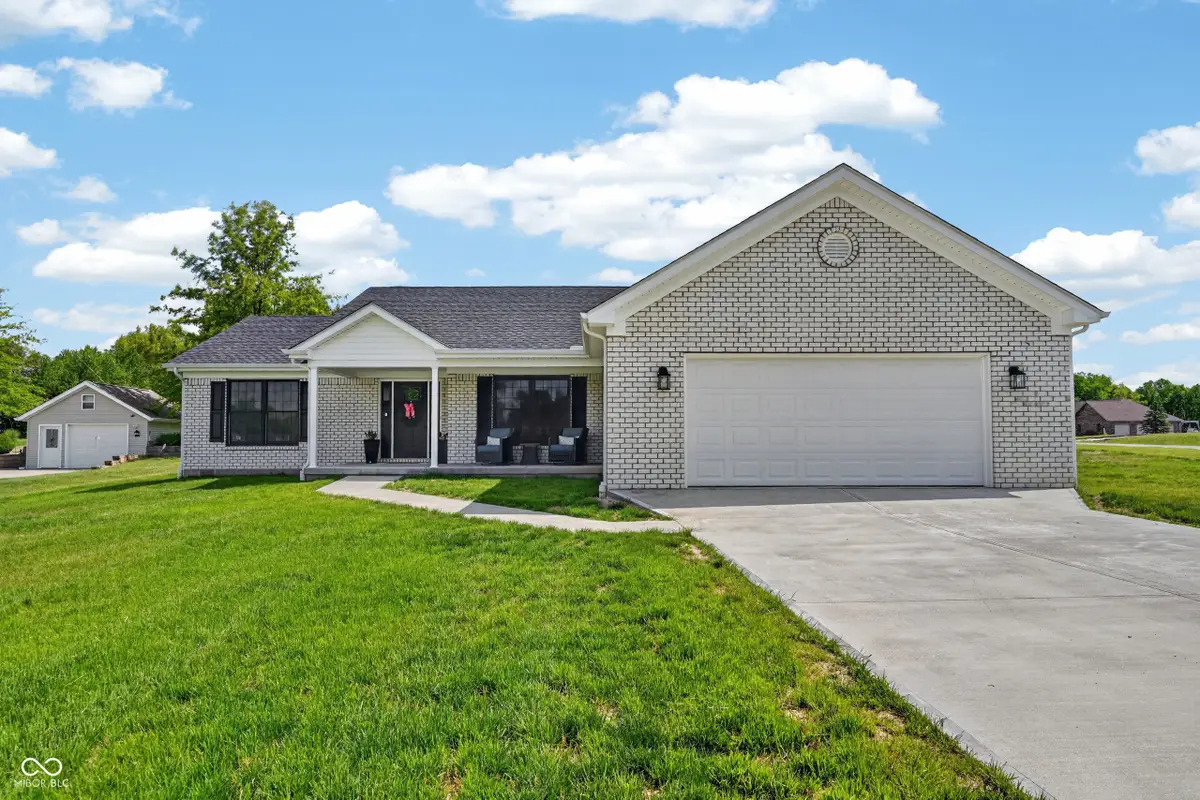 1415 NE Santee Drive, Greensburg, IN 47240 - #1