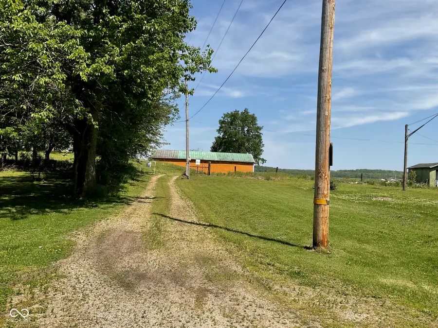 1550 N East Street, Montezuma, IN 47862 - #3