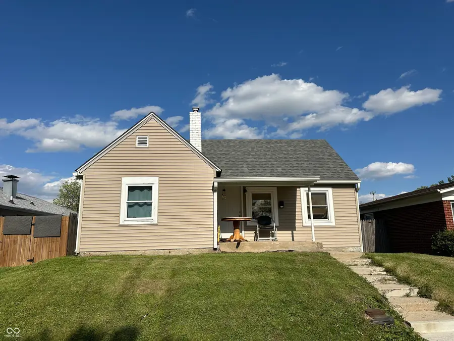 109 S 3rd Avenue, Beech Grove, IN 46107 - #2