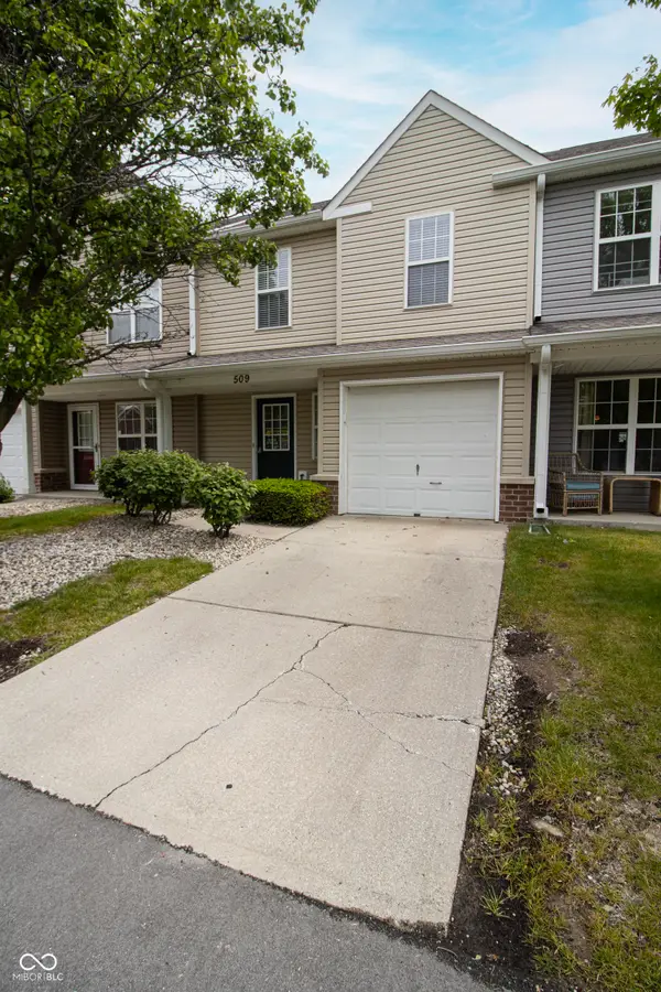 509 Elkhart Drive, Westfield, IN 46074