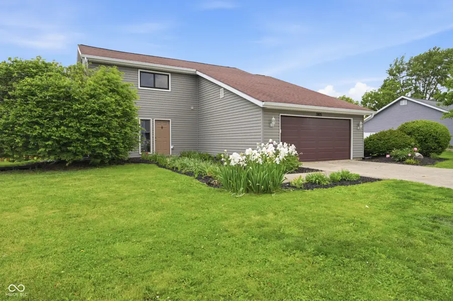 3805 N Lancaster Drive, Muncie, IN 47304 - #2
