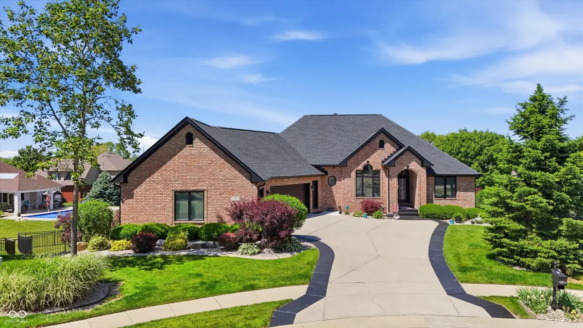 2900 Abbotsbury Court, Greenwood, IN 46143 - #1