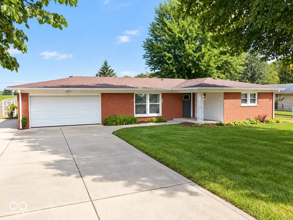 2714 E Woodside Drive, Mooresville, IN 46158