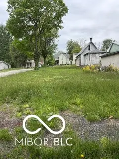 237 S Jefferson Street, Knightstown, IN 46148