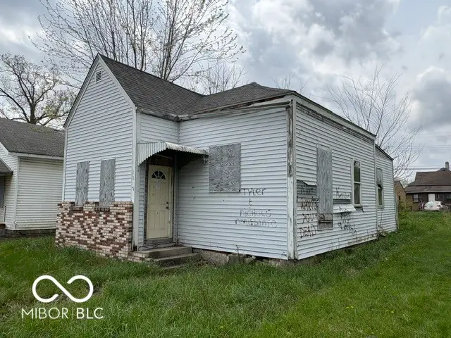 2107 S Jefferson Street, Muncie, IN 47302 - #2