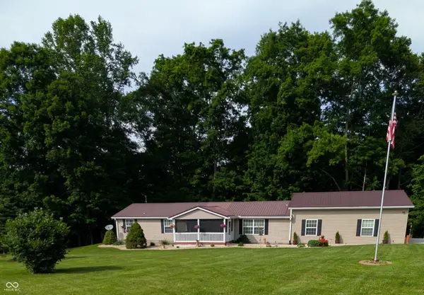 11806 E Pocahontas Drive, Greencastle, IN 46135