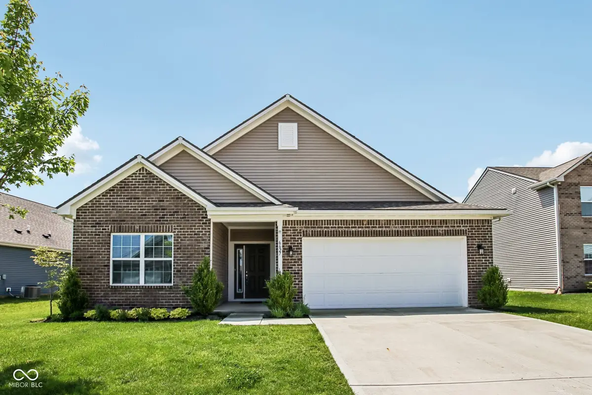 6627 Mayapple Drive, Pendleton, IN 46064 - #1