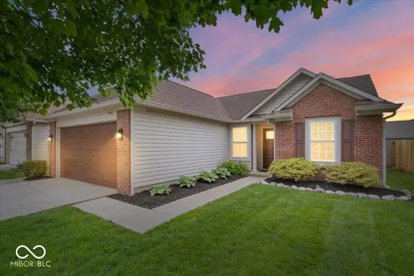 937 Barnwell Way, Indianapolis, IN 46217