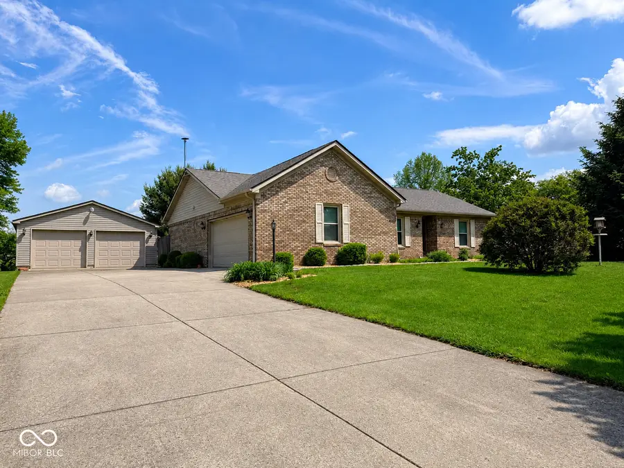 152 E 300 S, Crawfordsville, IN 47933 - #3