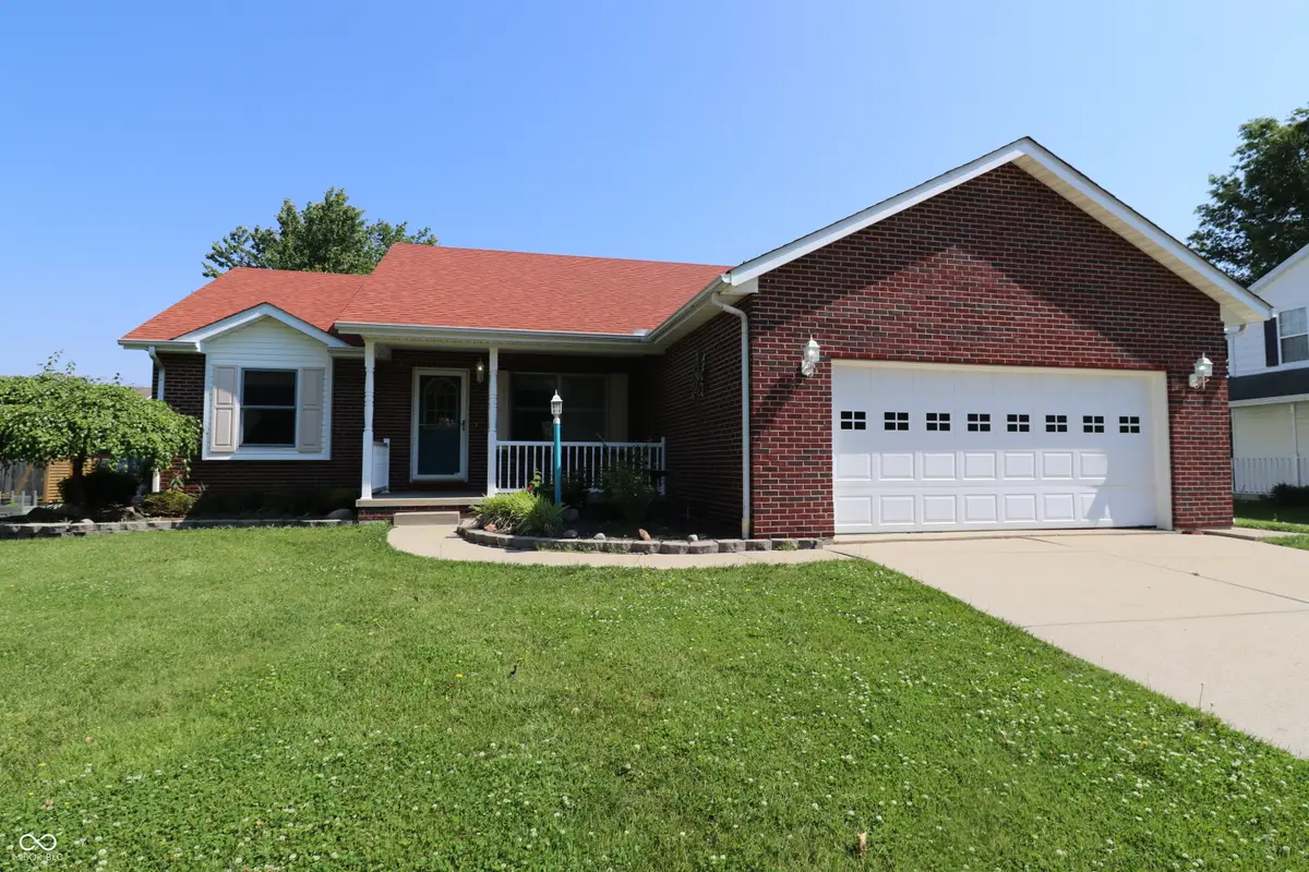 11 Belmont Place E, Batesville, IN 47006 - #1