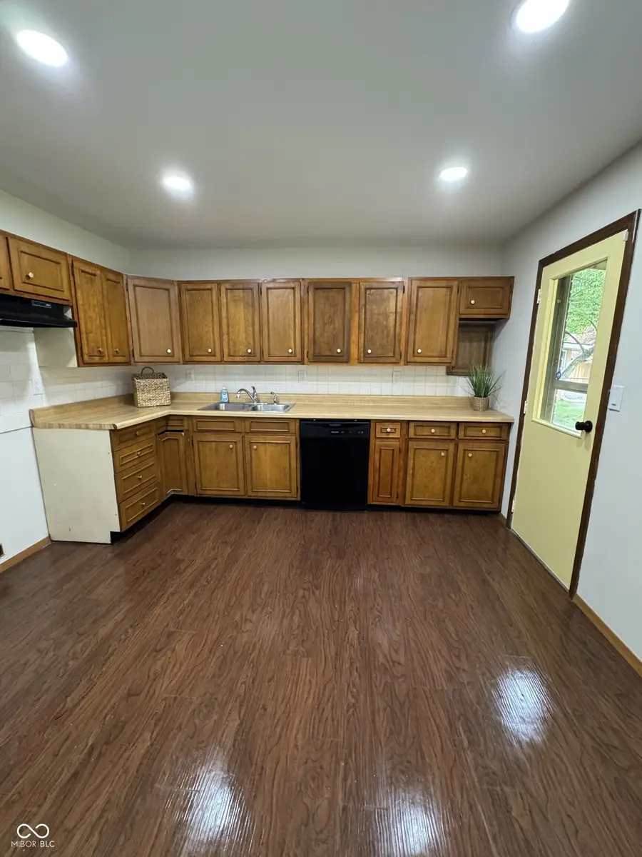 7856 Wysong Drive, Indianapolis, IN 46219 - #3
