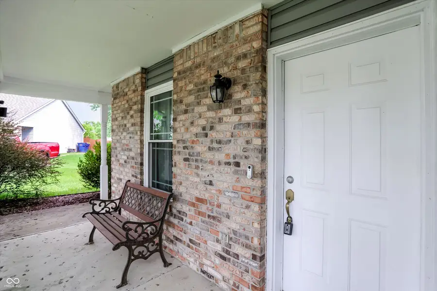 11233 Bayridge Circle E, Indianapolis, IN 46236 - #2