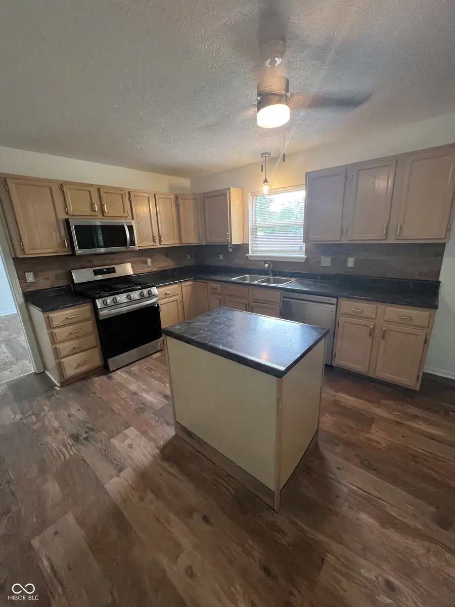 12564 Geist Cove Drive, Indianapolis, IN 46236 - #2