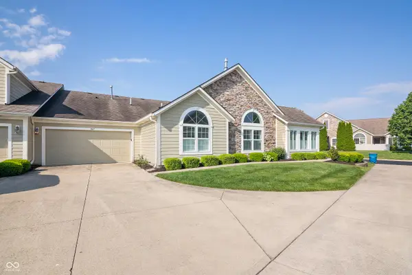 1067 Distinctive Way, Greenfield, IN 46140