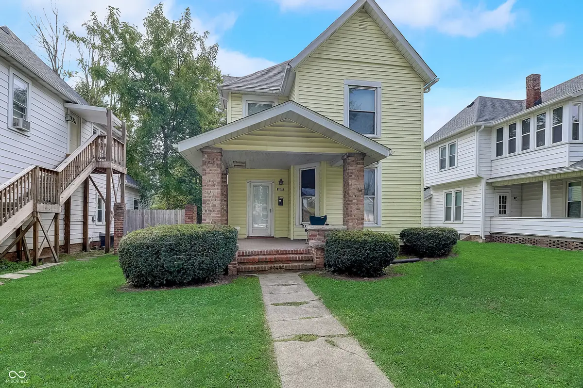 1105 W Ashland Avenue, Muncie, IN 47303 - #1