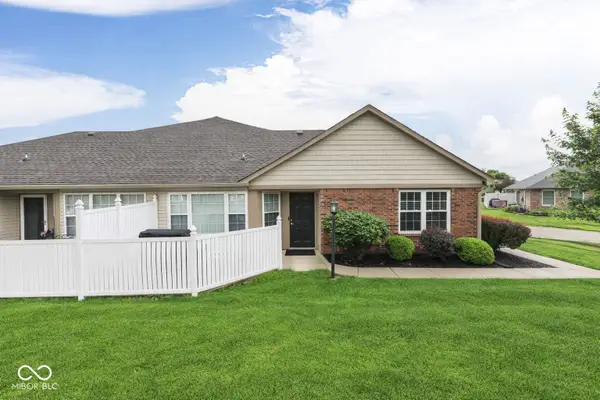 6136 Rockwell Place, Indianapolis, IN 46237