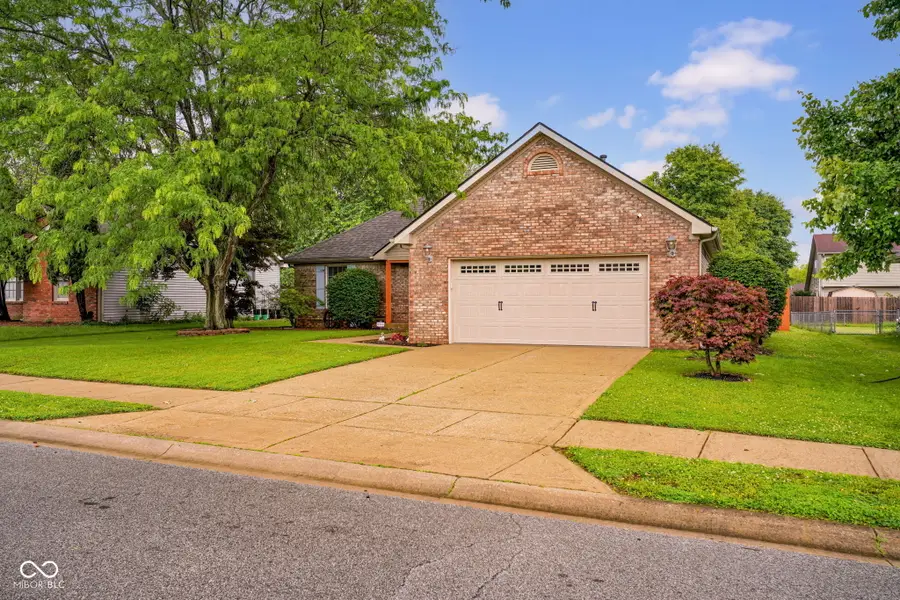 1957 Shiloh Drive, Columbus, IN 47203 - #2